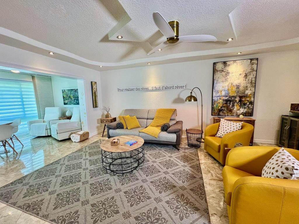 5121 Oakland Park Boulevard - Photo 1