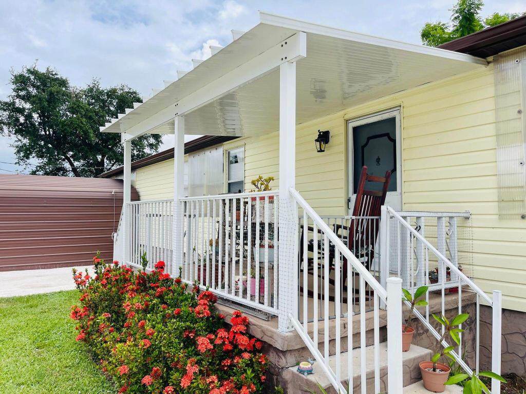 2301 33rd Street - Photo 1