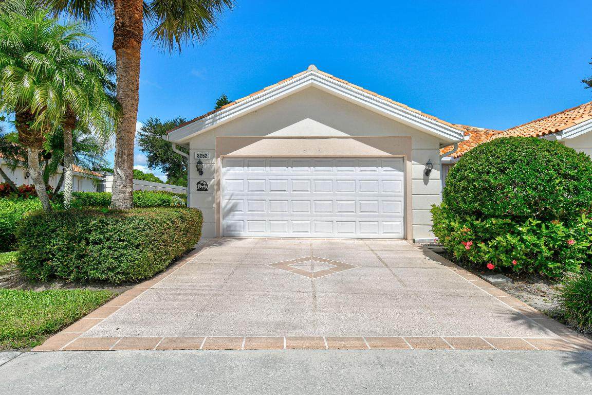 8252 Double Tree - Photo 1