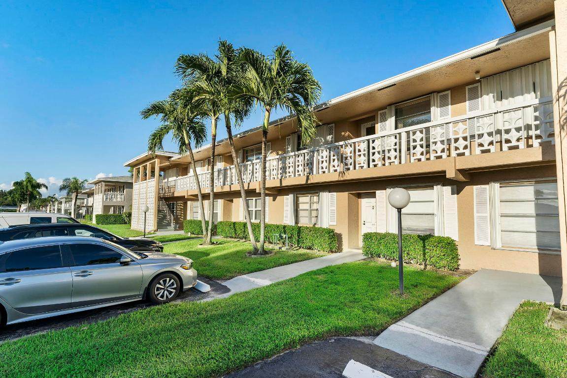 1050 Citrus - Photo 1
