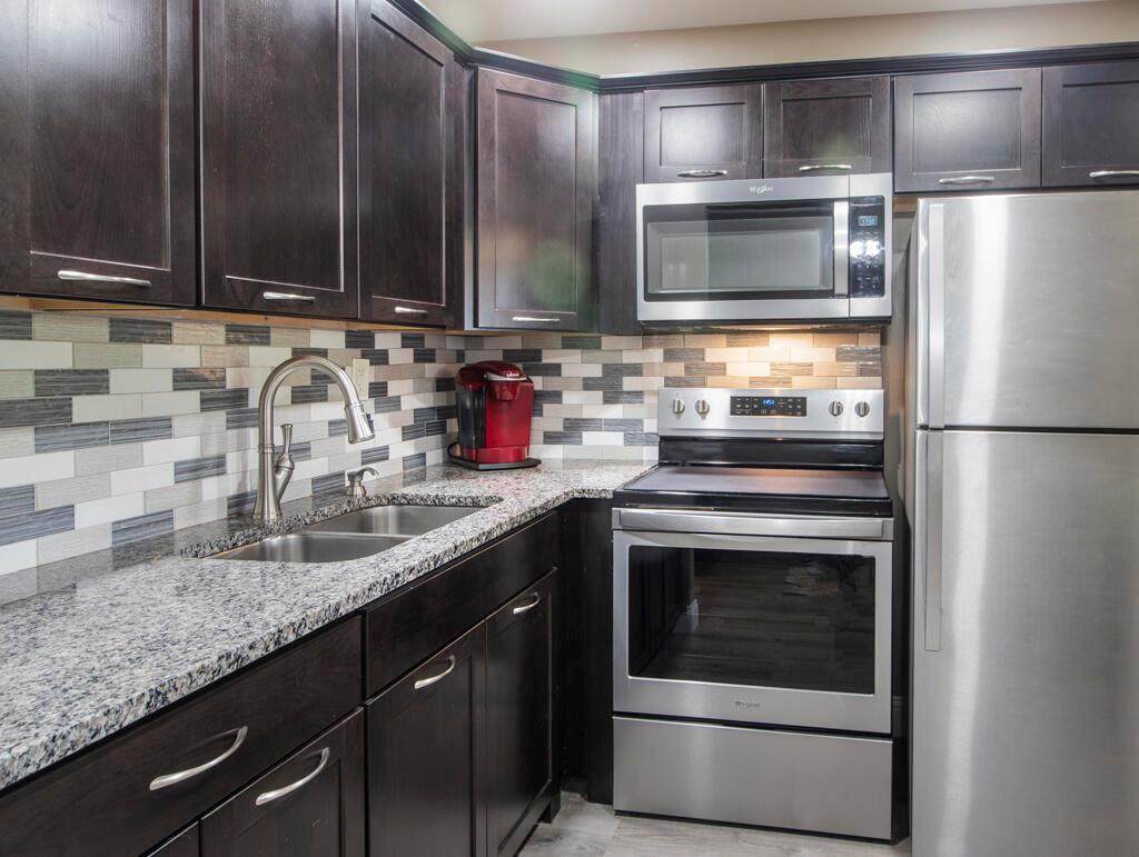 98 Bedford D - Photo 1