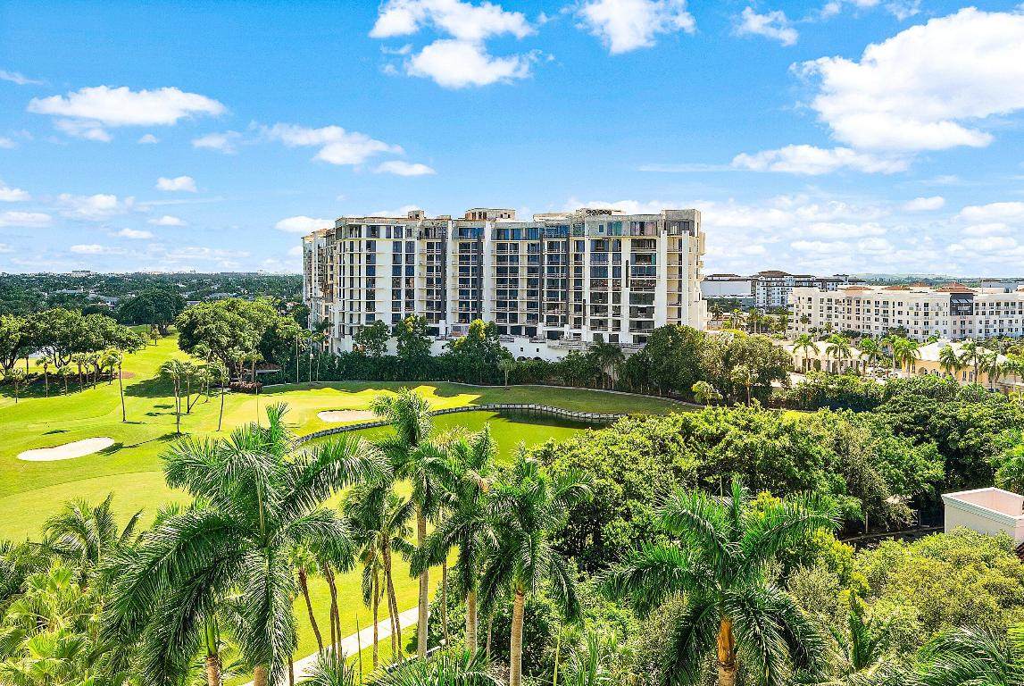 550 Mizner Boulevard - Photo 1