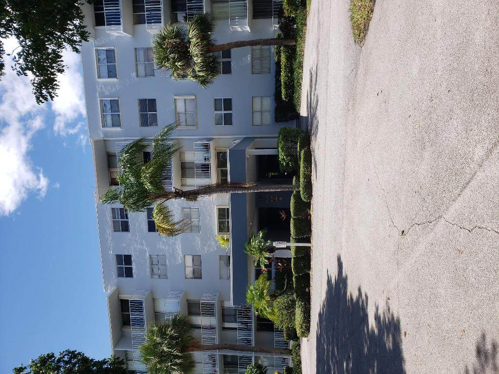 500 Executive Center - Photo 1