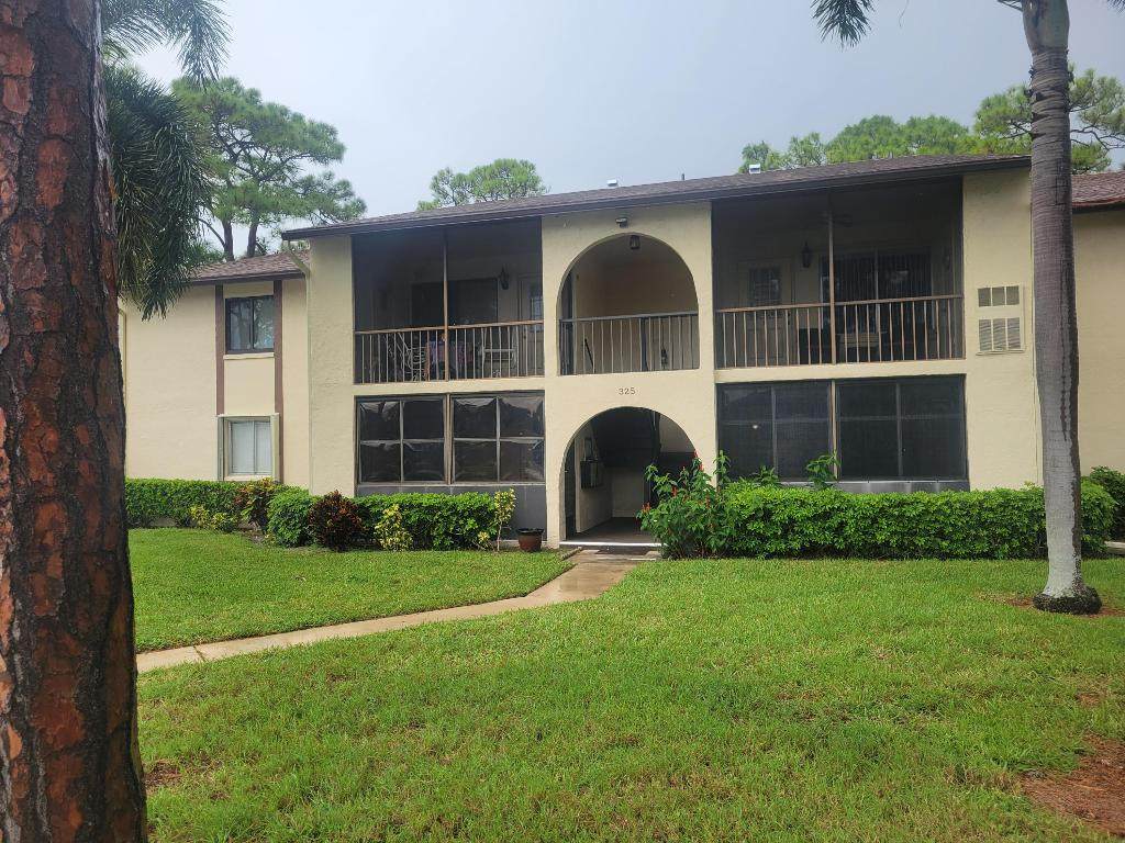 325 Knotty Pine Circle - Photo 1