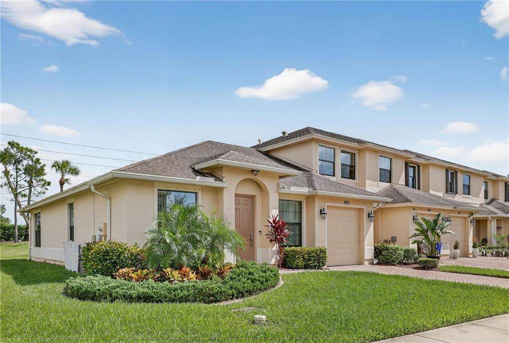 9897 Villa Circle - Photo 1