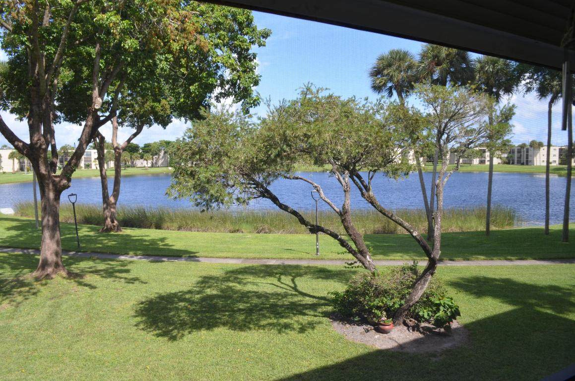 5220 Las Verdes - Photo 1