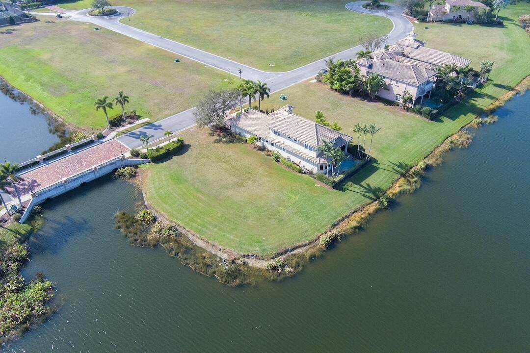 152 Santa Gardenia - Photo 1