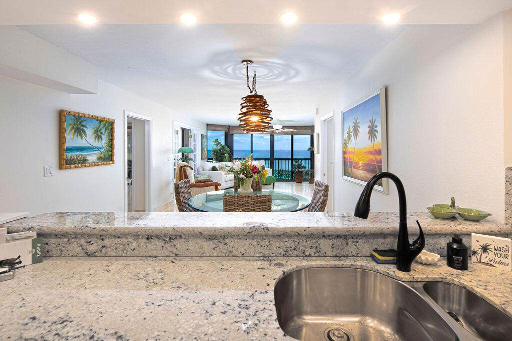 https://bt-photos.global.ssl.fastly.net/beaches/orig_boomver_2_R11139281-2.jpg