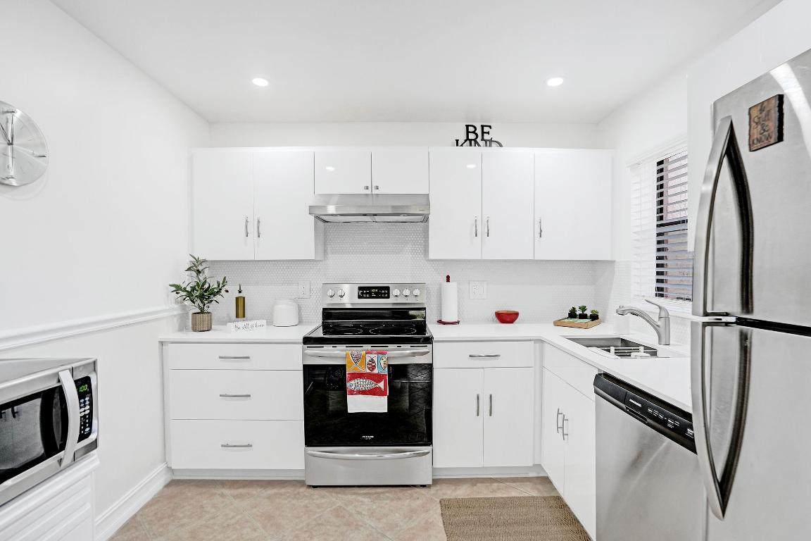 2790 Carambola - Photo 1