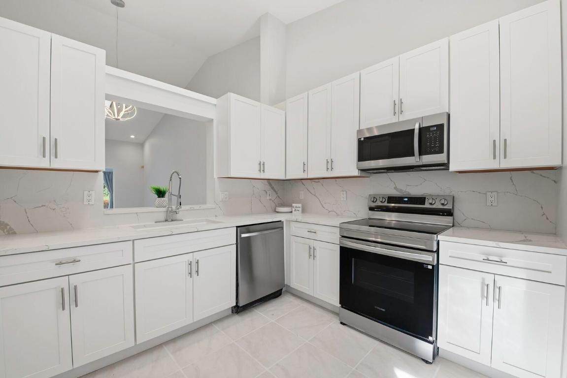 7617 Island Breeze Terrace - Photo 1