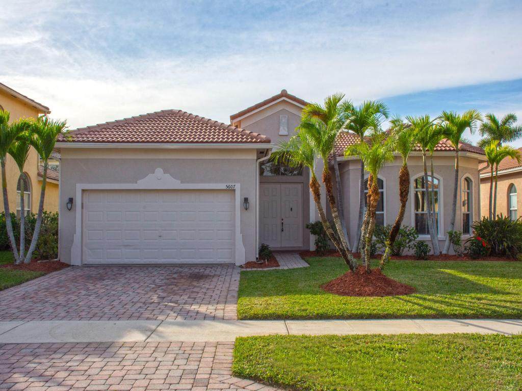 5607 Place Lake - Photo 1