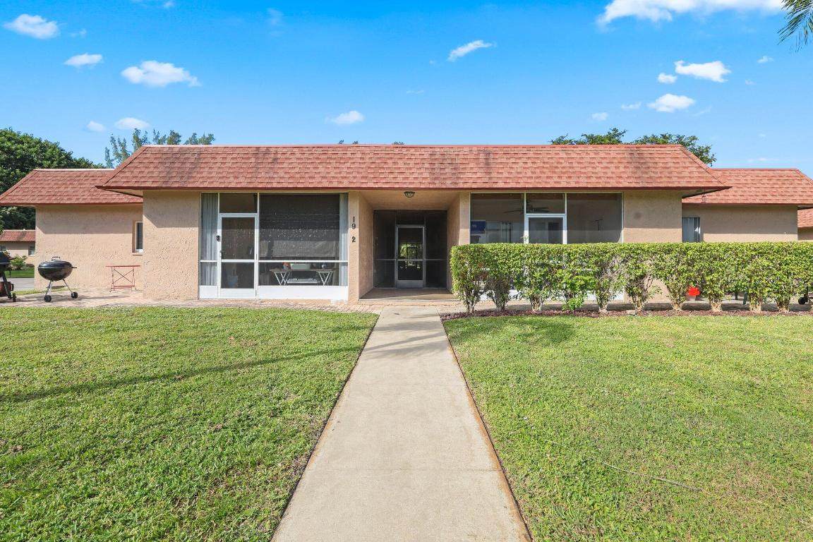 1912 Palmland - Photo 1