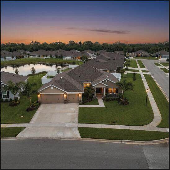 8652 Waterstone Boulevard - Photo 1