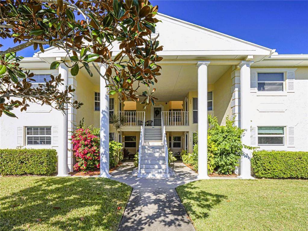 464 Grove Isle - Photo 1