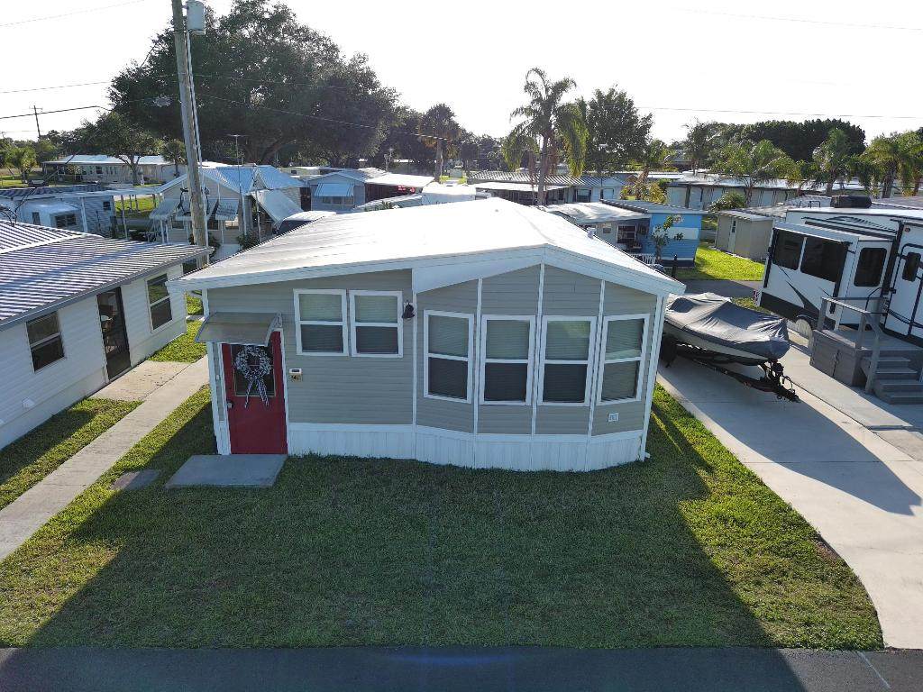 1339 Old Lakeport - Photo 1