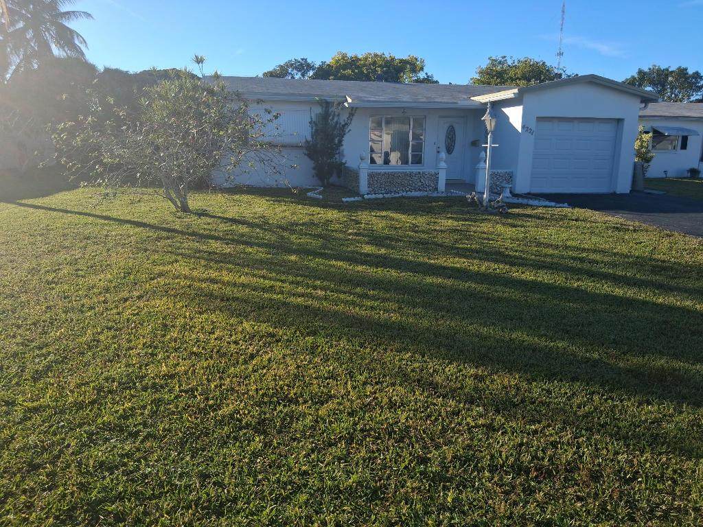 4221 51st Avenue - Photo 1