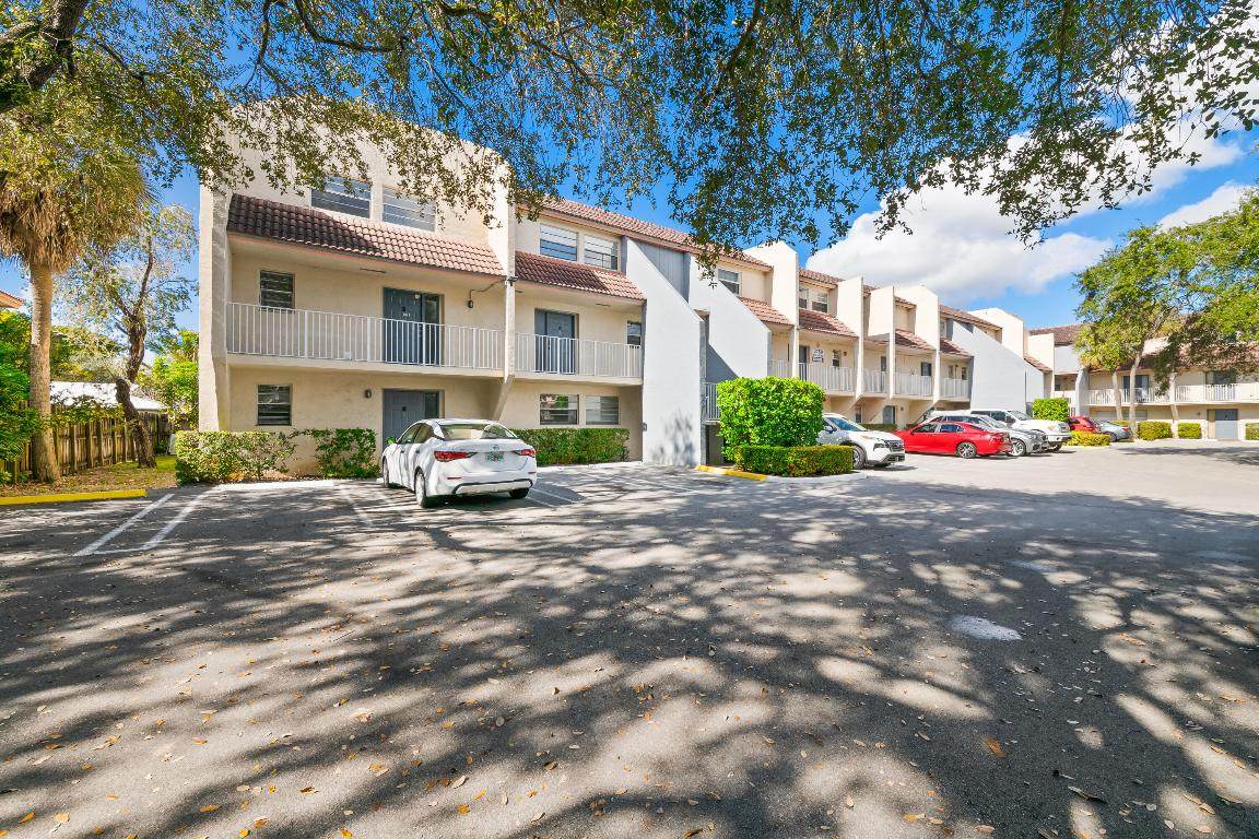 3750 115th Way - Photo 1