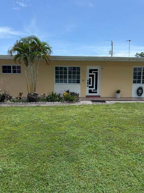 1836 Baythorne Road - Photo 1