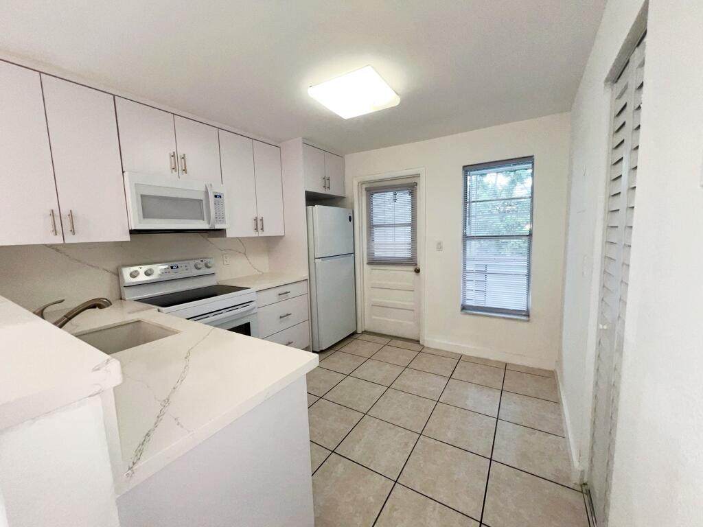 3777 78TH Avenue - Photo 1