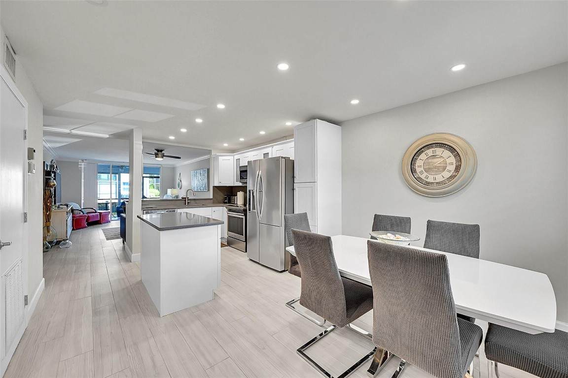 777 Federal Highway - Photo 1