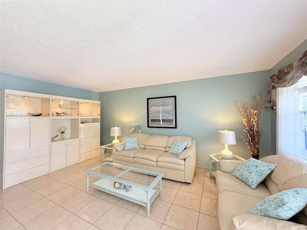 15 Markham A - Photo 1