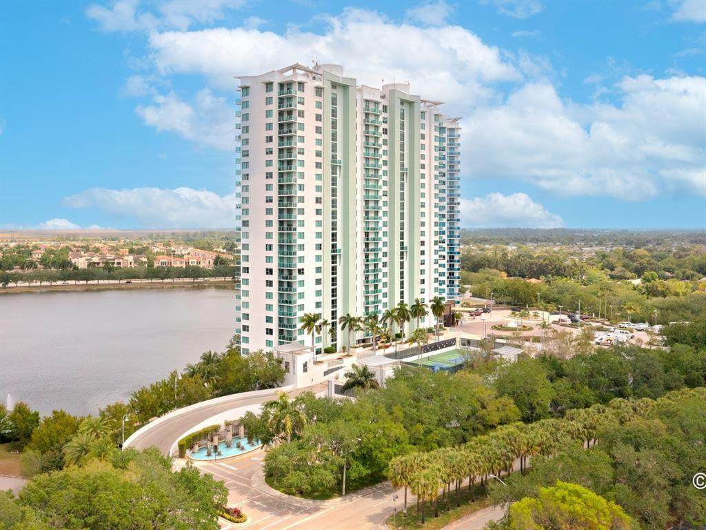 https://bt-photos.global.ssl.fastly.net/beaches/1280_boomver_3_F10511575-2.jpg