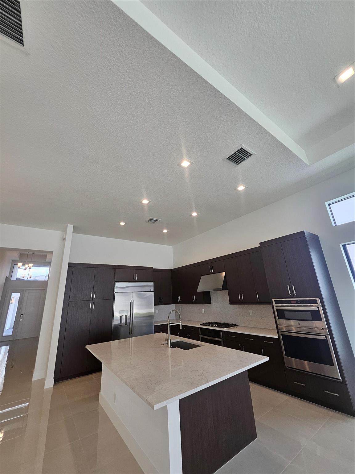 9421 Tulip Leaf Ct - Photo 1