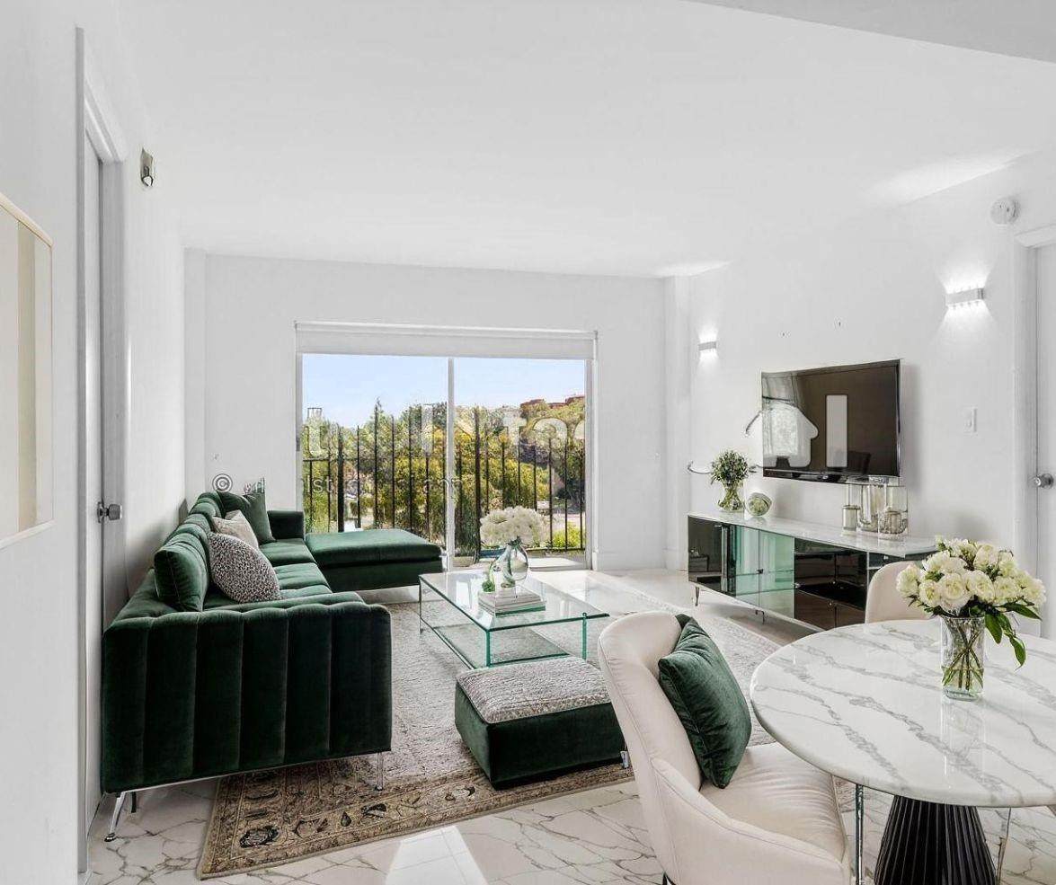 4164 Inverrary Dr - Photo 1