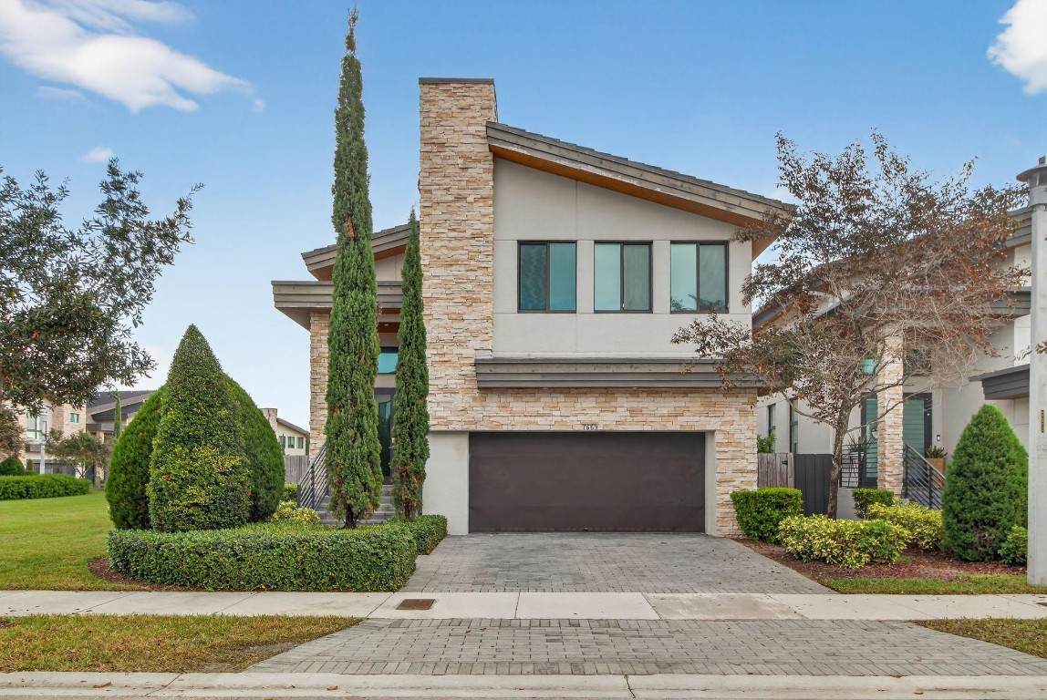 7669 103rd - Photo 1