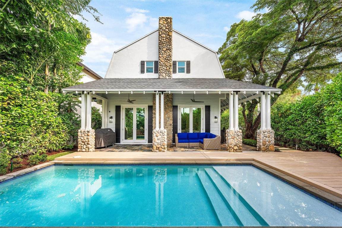 217 16th Avenue - Photo 1