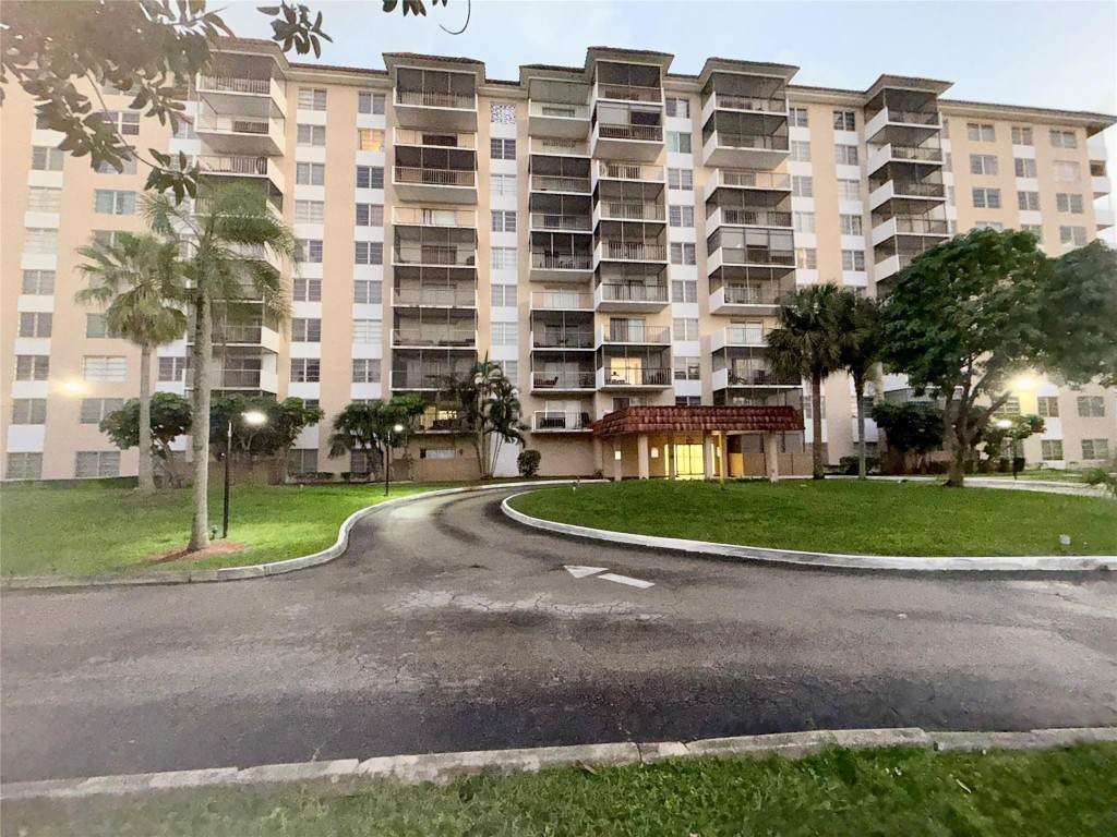 4174 Inverrary - Photo 1