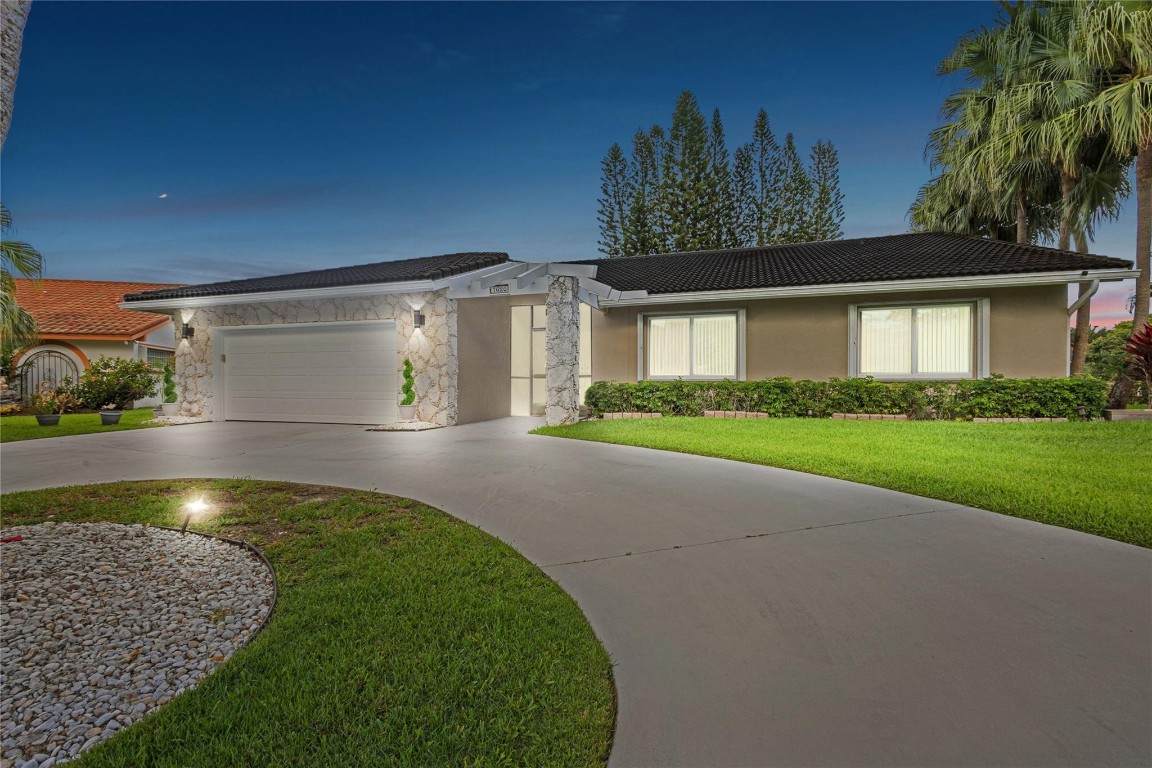 7626 87th Avenue - Photo 1