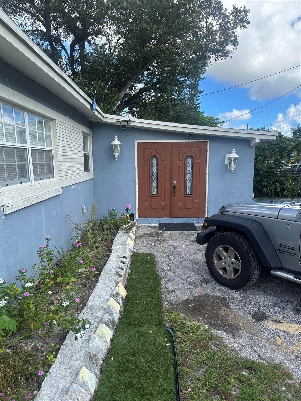 541 33rd Avenue - Photo 1