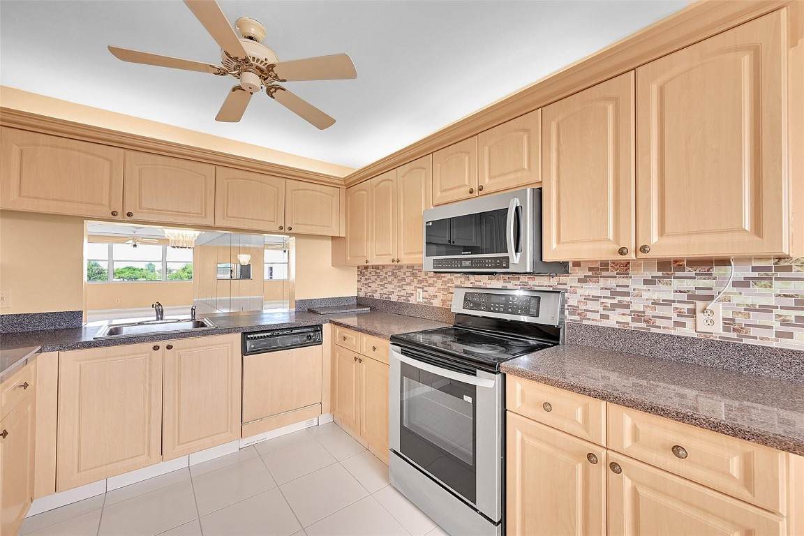 2603 103rd Avenue - Photo 1