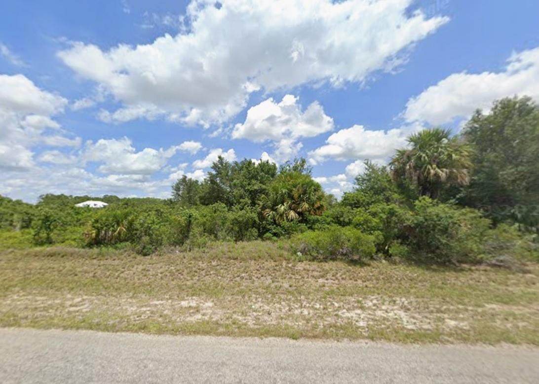 8007 Mangrove Circle - Photo 1
