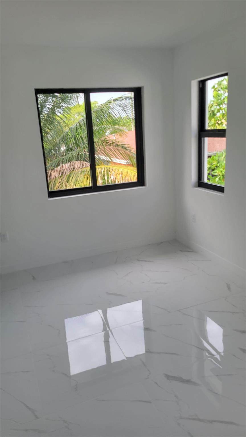 https://bt-photos.global.ssl.fastly.net/beaches/orig_boomver_3_F10540932-3.jpg