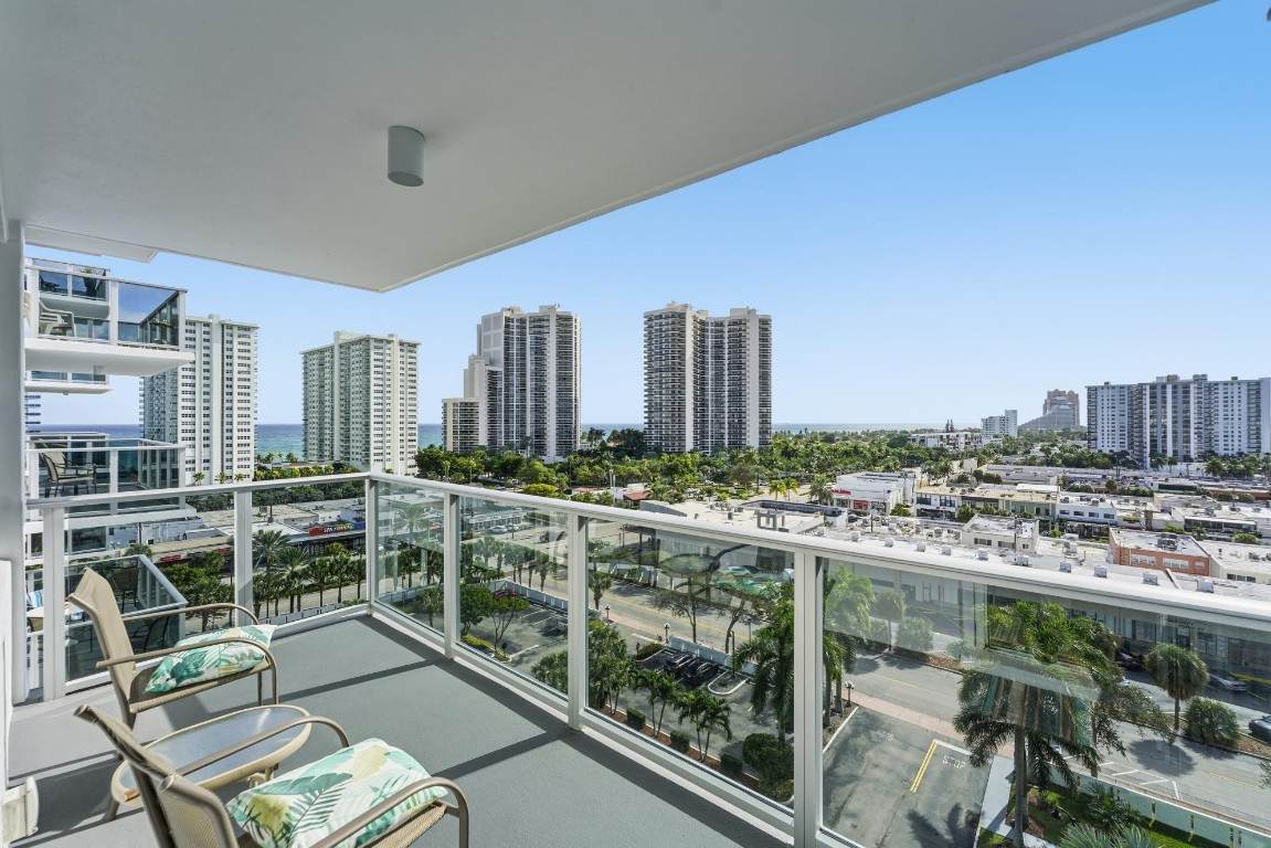 https://bt-photos.global.ssl.fastly.net/beaches/1280_boomver_2_F10541849-2.jpg