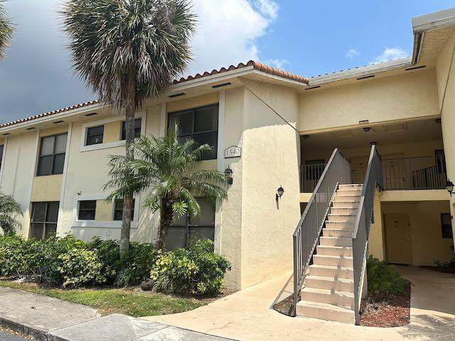 1520 Lake Crystal Drive - Photo 1