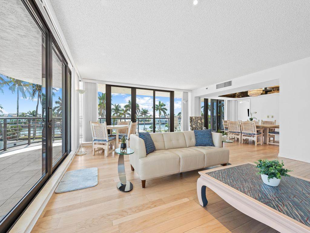 2727 Ocean Boulevard - Photo 1