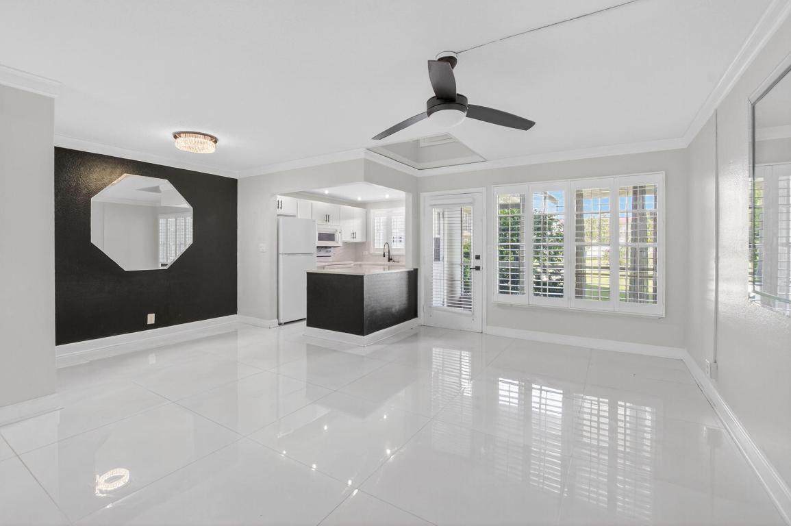 808 7th Street - Photo 1