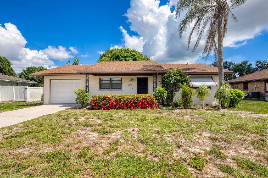 325 Bayview Terrace - Photo 1