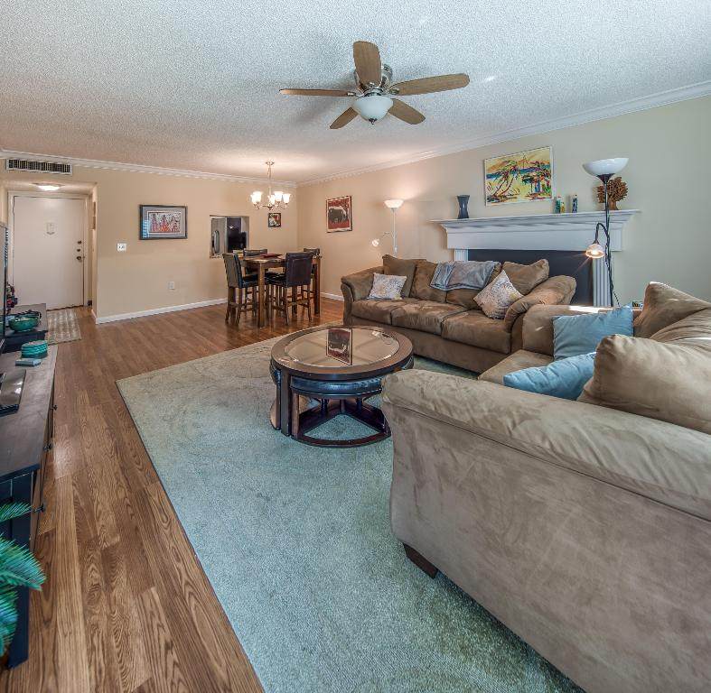 https://bt-photos.global.ssl.fastly.net/beaches/orig_boomver_3_R11100554-2.jpg