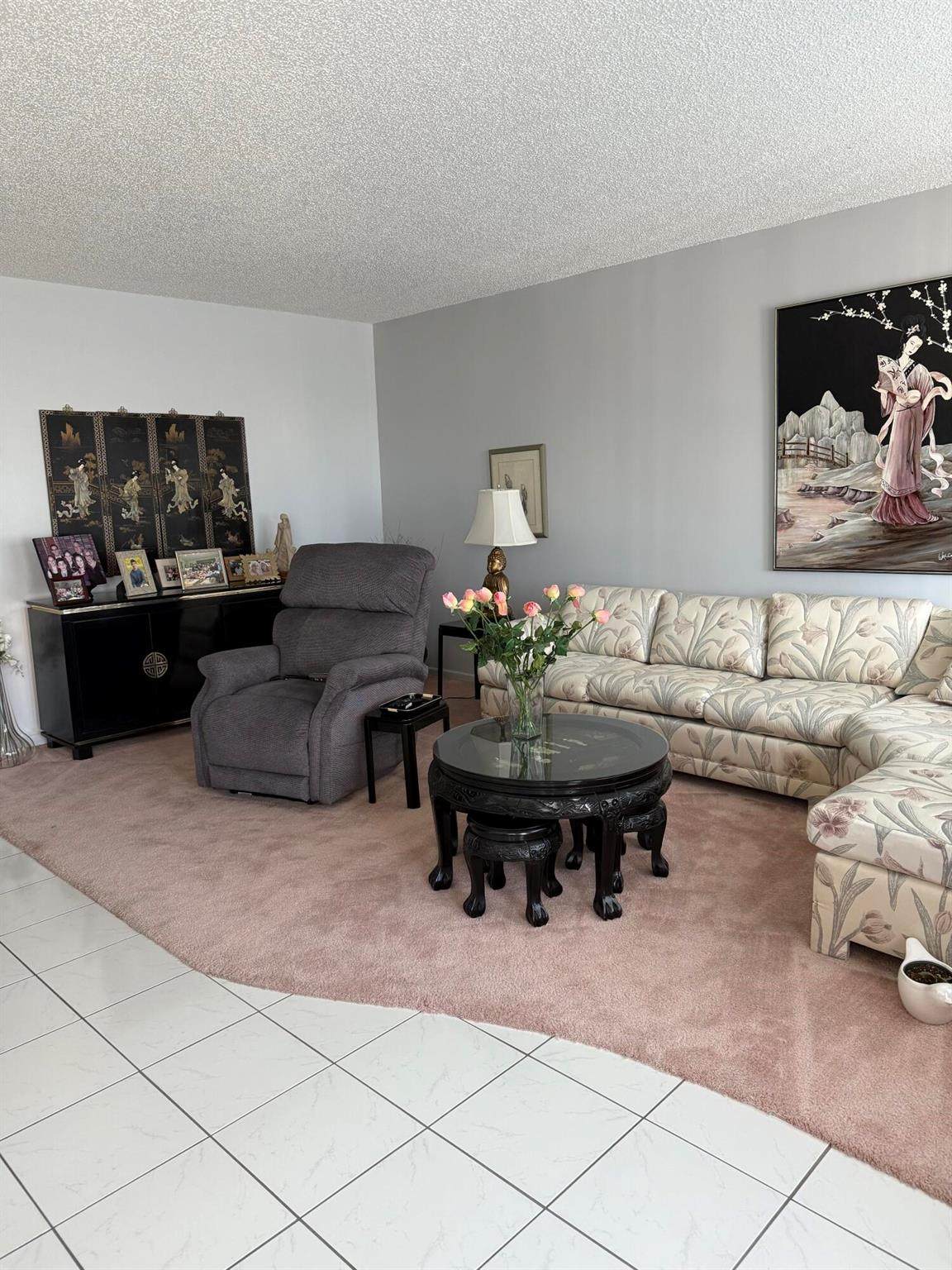 4022 Wolverton B - Photo 1