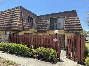 1402 Nebraska Avenue - Photo 1