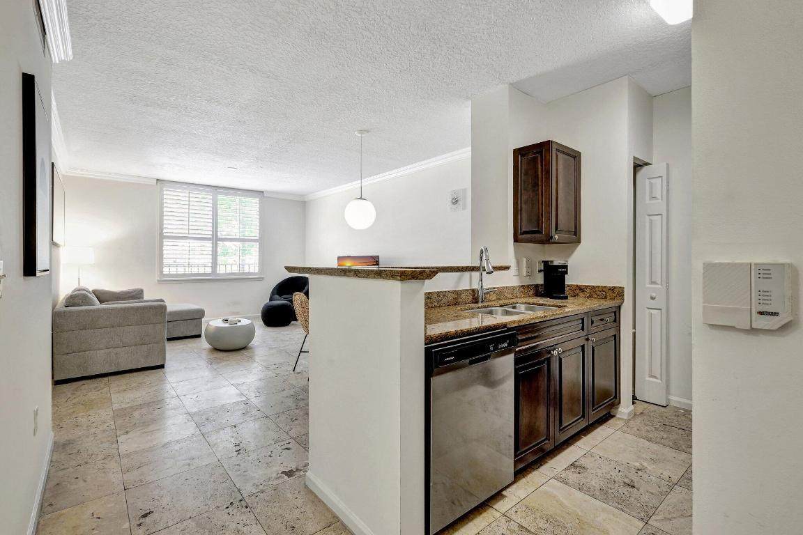 580 Sapodilla - Photo 1