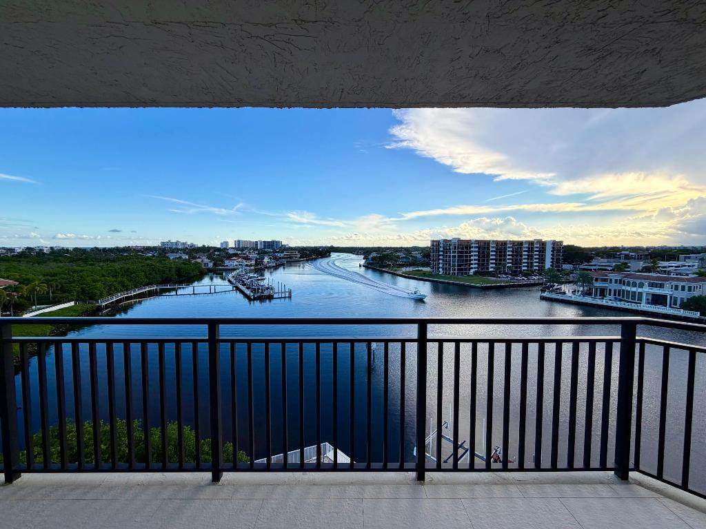 3912 Ocean Boulevard - Photo 1