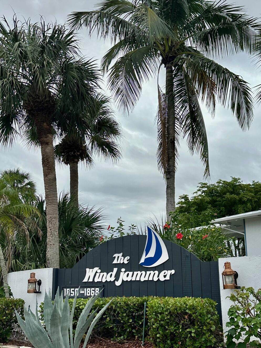 1868 Palm City - Photo 1