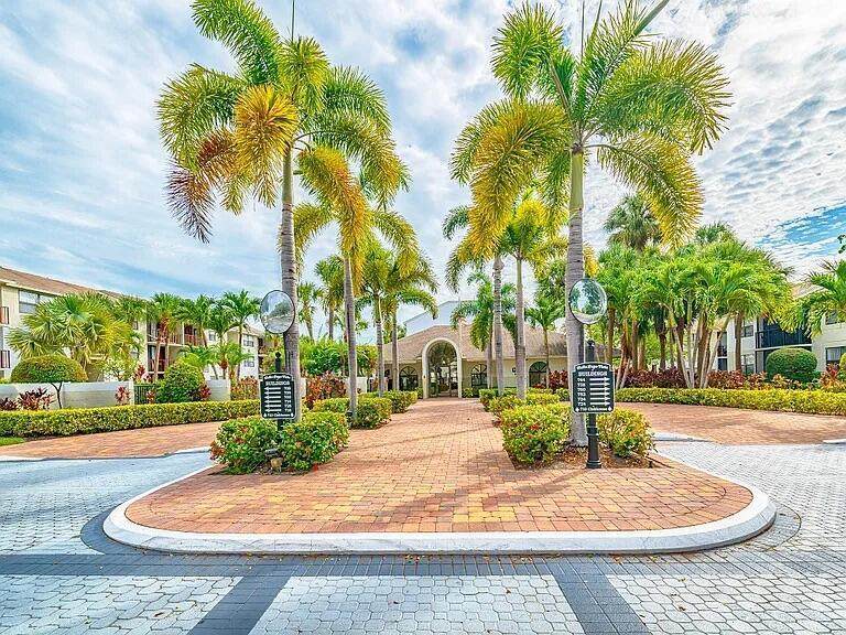 718 Executive Center Drive - Photo 1