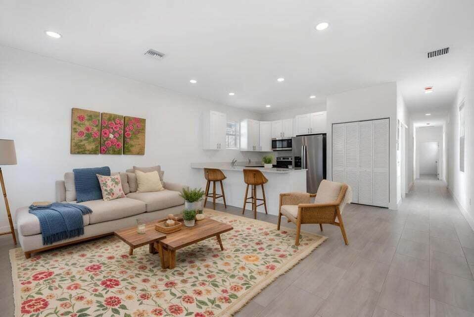 3715 Saginaw Avenue - Photo 1