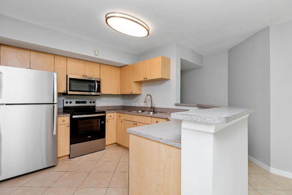 801 Villa Circle - Photo 1